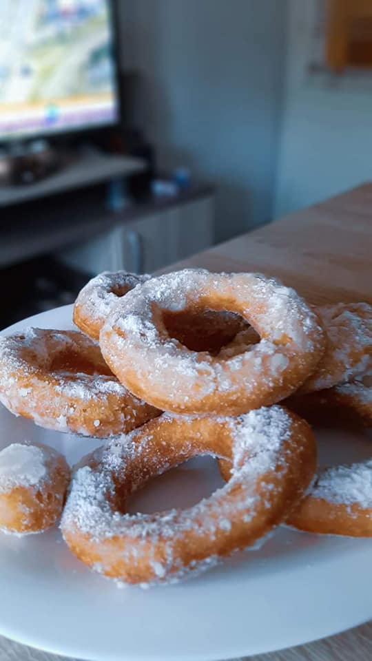 Крофни, Вкусот на Детството Што не се Заборава