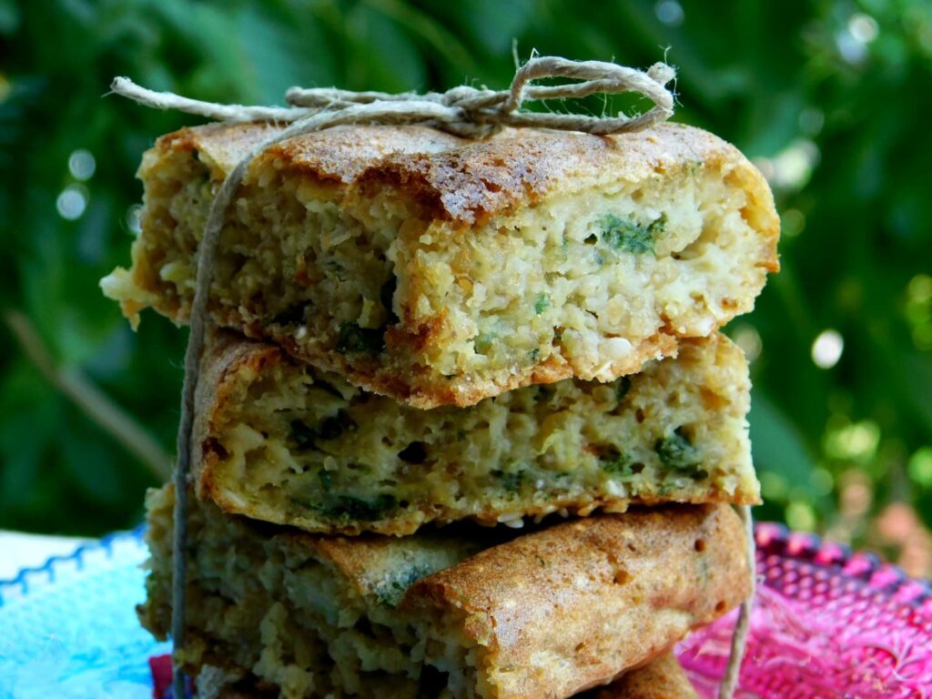 Здрав и Превкусен Појадок: Мини Коцки со Киноа и Тиквички