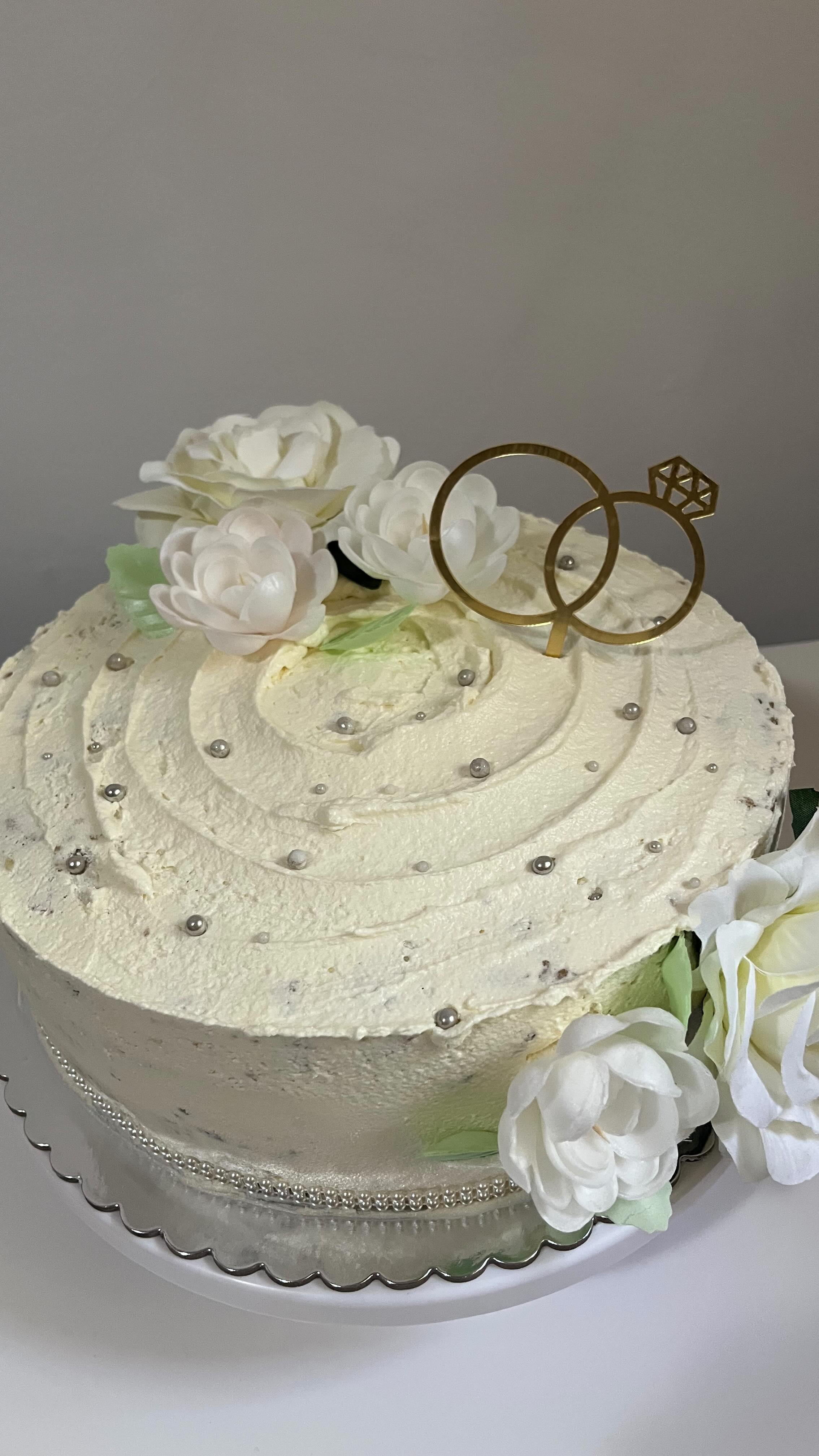 Грчка торта во совршено издание за посебен момент💍🤍🍰🎂
Среќни сме што сме засекогаш дел од вашиот убав ден🥰😍🥹
Не заборавајте да си ја нарачате и вашата-👩💻💌
#gotvimesojadranka #macedonianfoodbloggers #foodporn #foodie #dessert #desserttable #balkanfood #cake #cakesofinstagram #домашнаторта #торти #cakestagram #engagementcakes #sweettoothforever #sweettoothsatisfied #homemadecake #macedonia #macedoniancake #dessertgasm